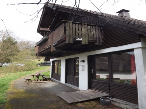 Het vakantiehuis van de zijkant
